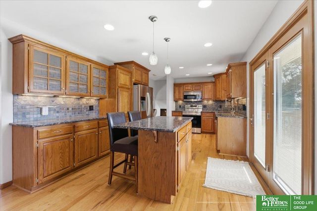 9517 Sprague Street, Omaha, NE 68134