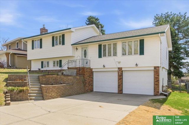 9517 Sprague Street, Omaha, NE 68134