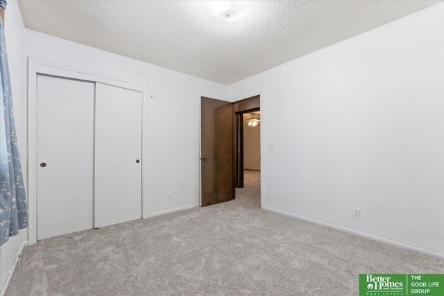 9517 Sprague Street, Omaha, NE 68134