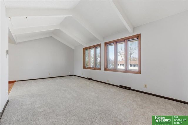 9517 Sprague Street, Omaha, NE 68134