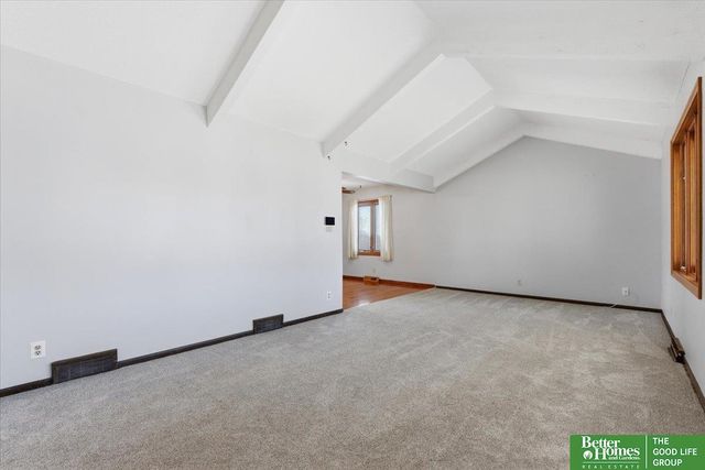 9517 Sprague Street, Omaha, NE 68134