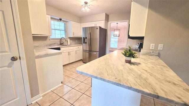 3270 Austin Drive, Mobile, AL 36695