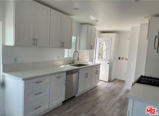 328 W Elm Street, Compton, CA 90220