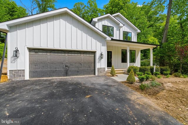 77 SPRING RD, Malvern, PA 19355