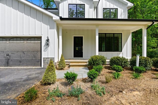 77 SPRING RD, Malvern, PA 19355