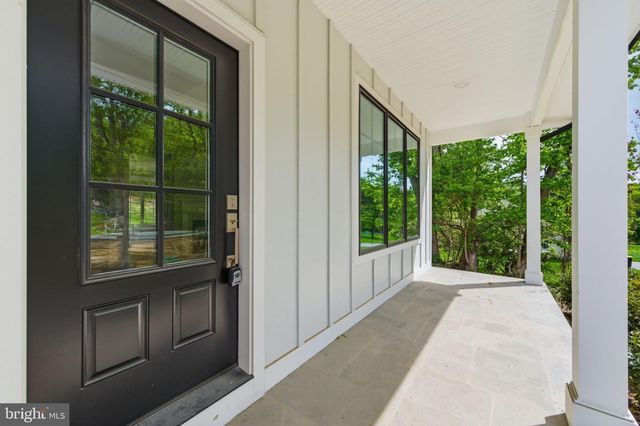 77 SPRING RD, Malvern, PA 19355