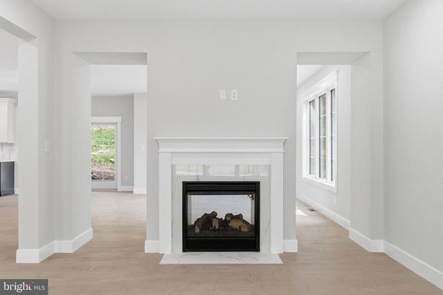 77 SPRING RD, Malvern, PA 19355