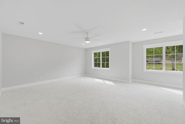 77 SPRING RD, Malvern, PA 19355