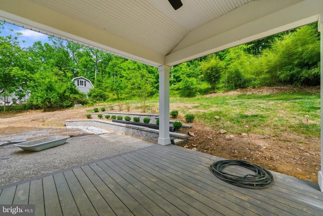77 SPRING RD, Malvern, PA 19355