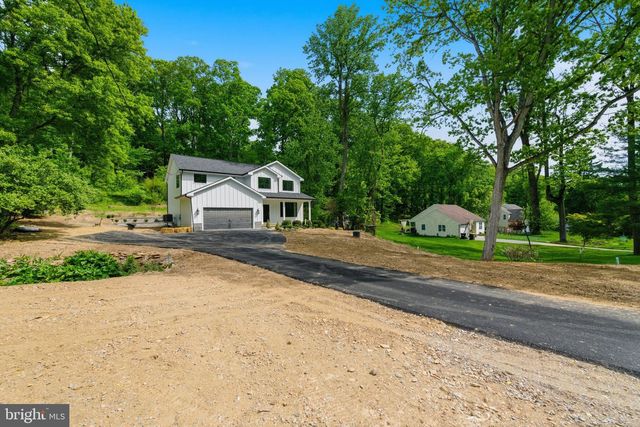 77 SPRING RD, Malvern, PA 19355