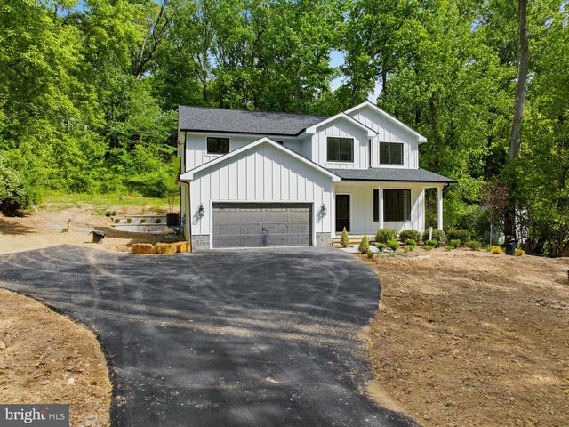 77 SPRING RD, Malvern, PA 19355