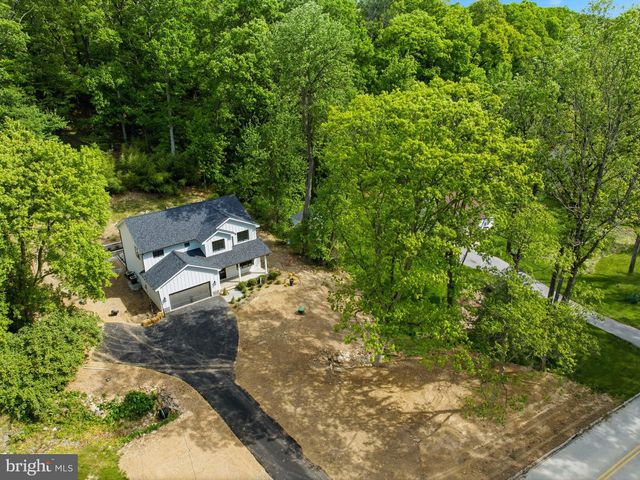 77 SPRING RD, Malvern, PA 19355