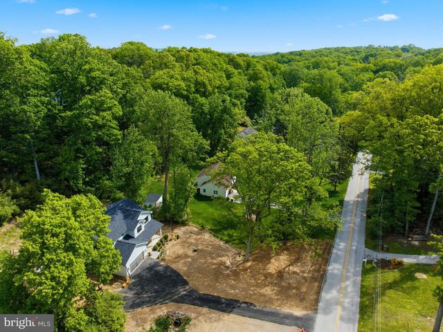 77 SPRING RD, Malvern, PA 19355