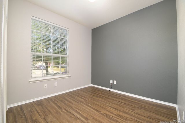 745 HOLLOW RDG, Schertz, TX 78108