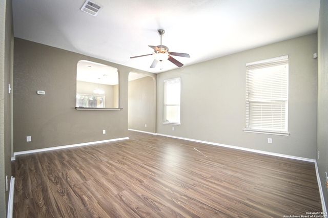 745 HOLLOW RDG, Schertz, TX 78108