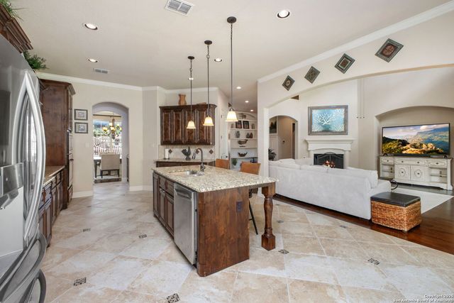 7027 Bella Bluff, San Antonio, TX 78256