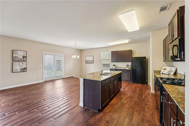 240 Shaker Hollow Drive, Mcdonough, GA 30253