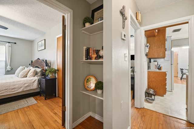 301 Avenue A, Converse, TX 78109