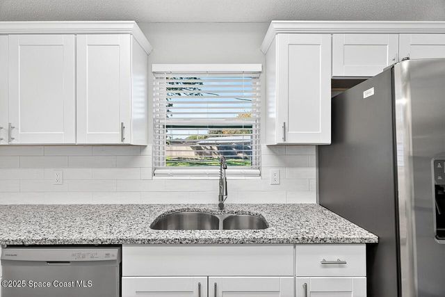 56 1st Court SW, Vero Beach, FL 32962