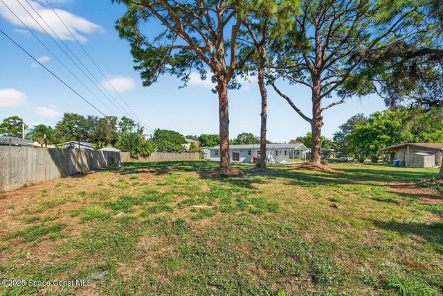 56 1st Court SW, Vero Beach, FL 32962