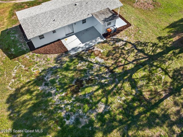 56 1st Court SW, Vero Beach, FL 32962