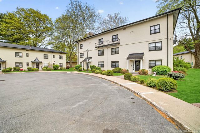2 Field End Lane 2L, Eastchester, NY 10709