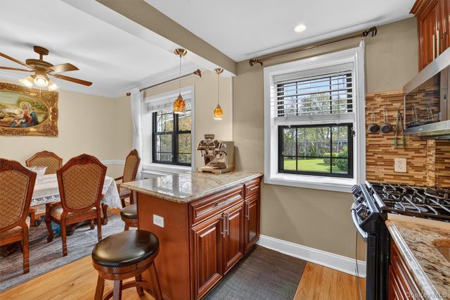2 Field End Lane 2L, Eastchester, NY 10709