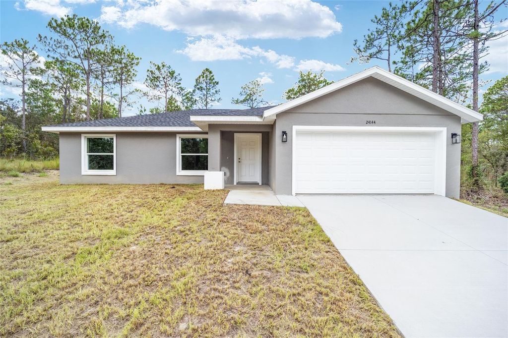 24144 NW WATER OAK AVENUE, Dunnellon, FL 34431