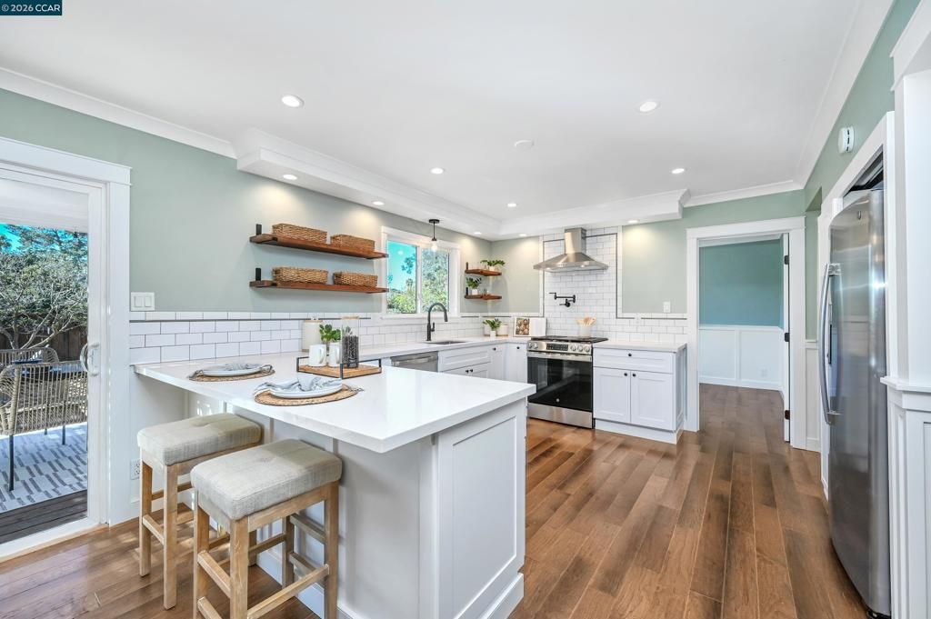 Image 12 of property listing at 21 Fafnir Pl, Pleasant Hill, CA 94523