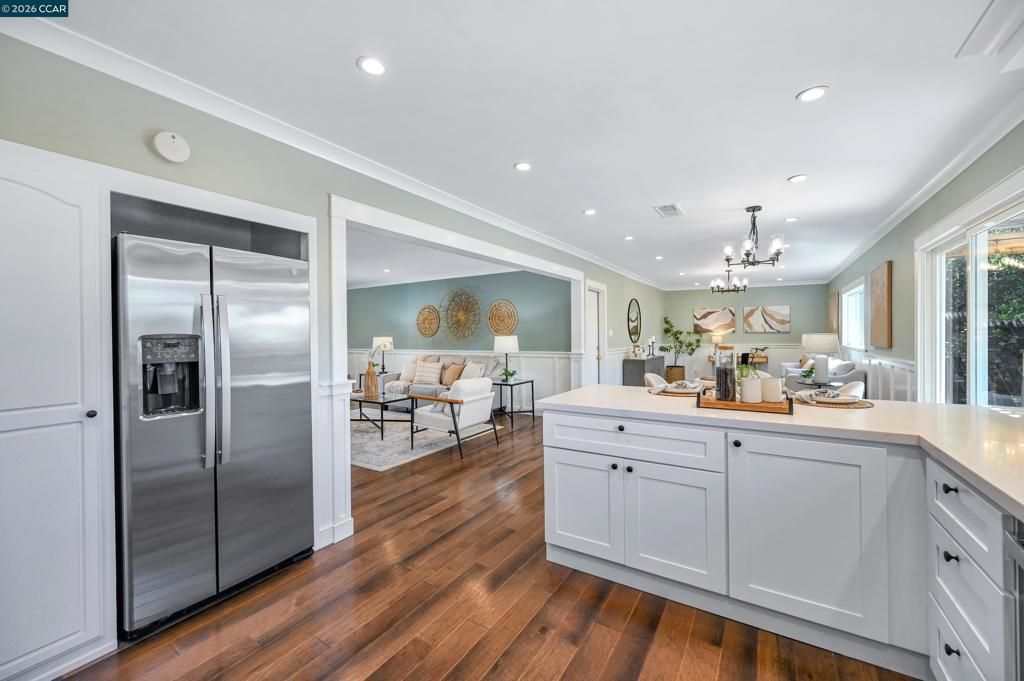 Image 15 of property listing at 21 Fafnir Pl, Pleasant Hill, CA 94523