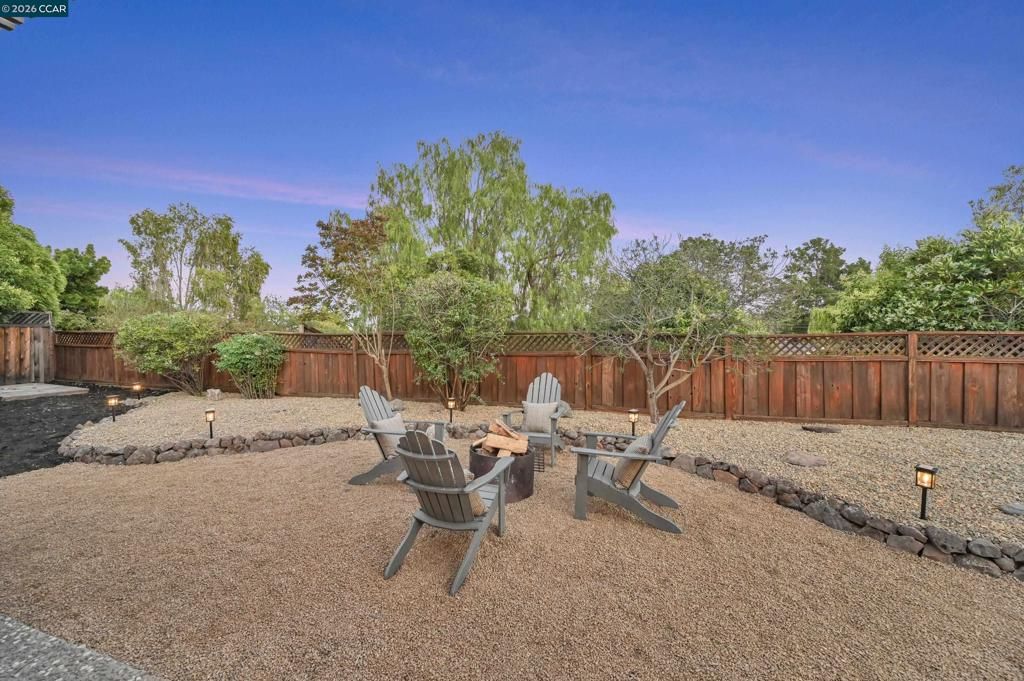 Image 29 of property listing at 21 Fafnir Pl, Pleasant Hill, CA 94523