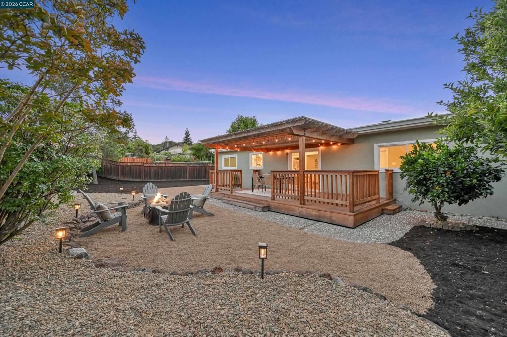 Image 31 of property listing at 21 Fafnir Pl, Pleasant Hill, CA 94523