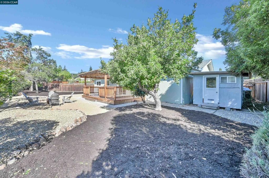 Image 36 of property listing at 21 Fafnir Pl, Pleasant Hill, CA 94523