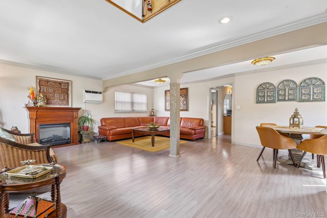 2 Fernwood Terrace N, Garden City, NY 11530