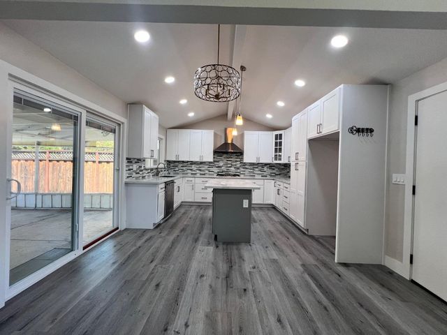 77 Shenado Place, San Jose, CA 95136