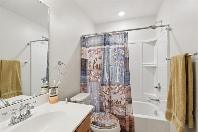 443 Isabella Court, Jackson Twp, PA 16063