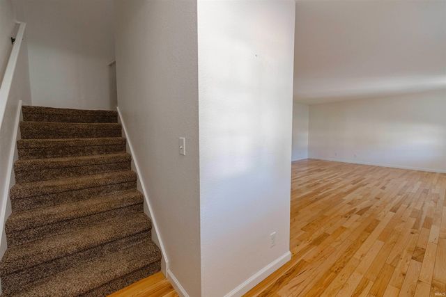 23036 S Oakleaf Drive, Elkhart, IN 46514