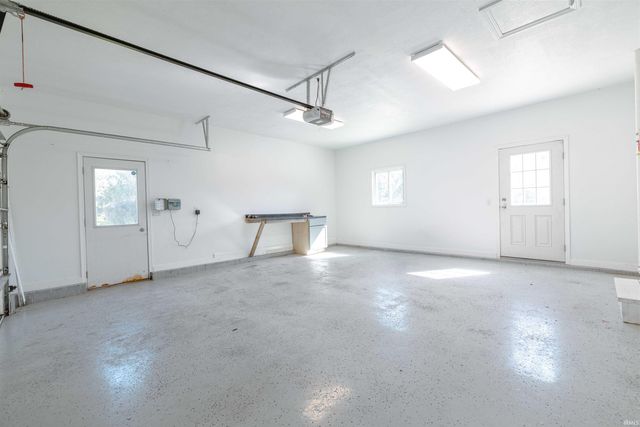 23036 S Oakleaf Drive, Elkhart, IN 46514