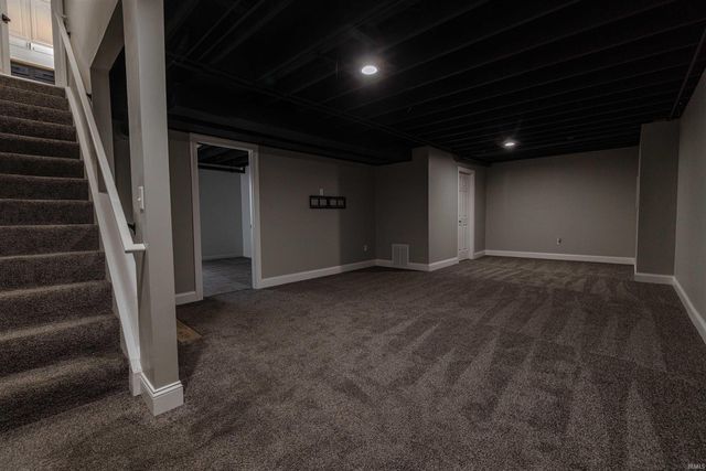23036 S Oakleaf Drive, Elkhart, IN 46514