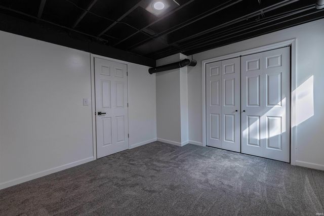 23036 S Oakleaf Drive, Elkhart, IN 46514