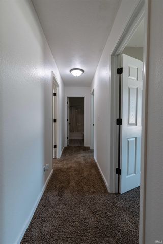 23036 S Oakleaf Drive, Elkhart, IN 46514