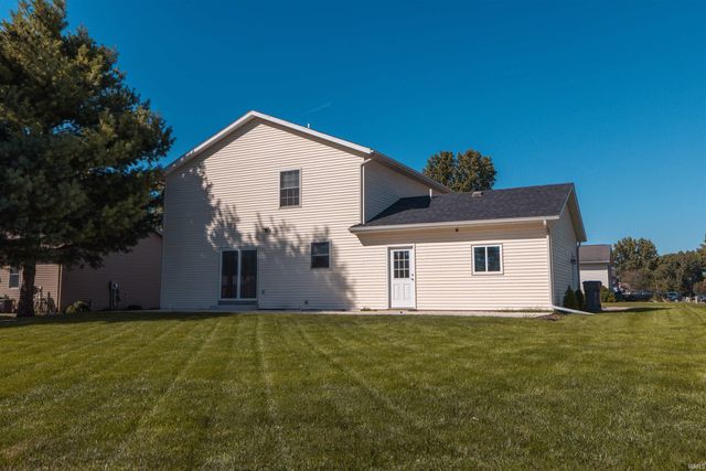 23036 S Oakleaf Drive, Elkhart, IN 46514