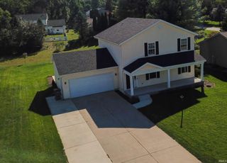 23036 S Oakleaf Drive, Elkhart, IN 46514
