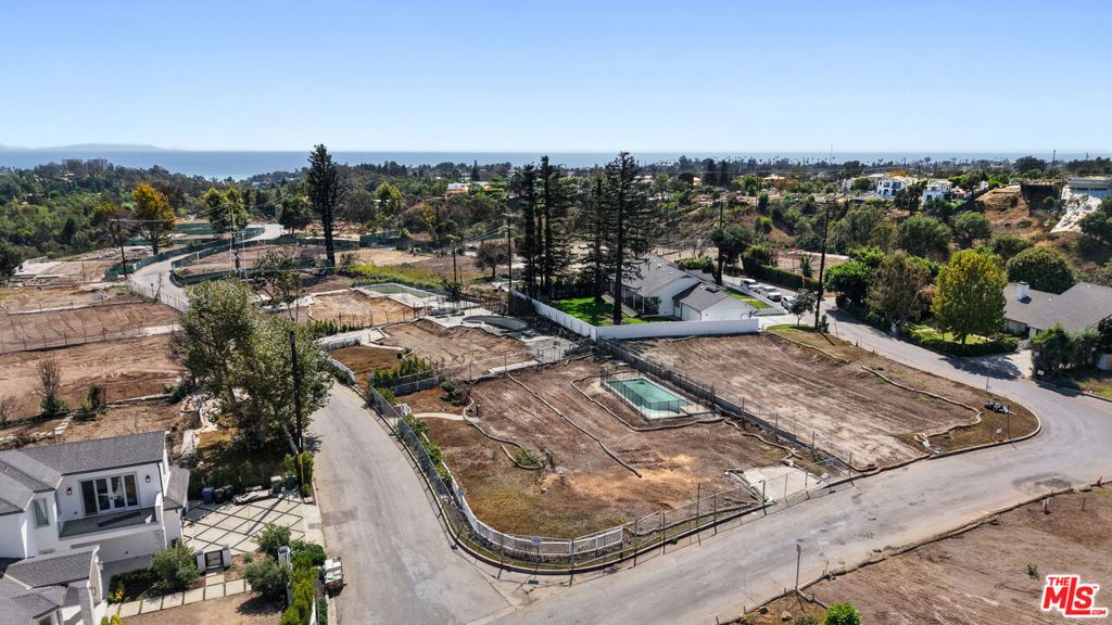 1085 Villa Grove Drive, Pacific Palisades, CA 90272