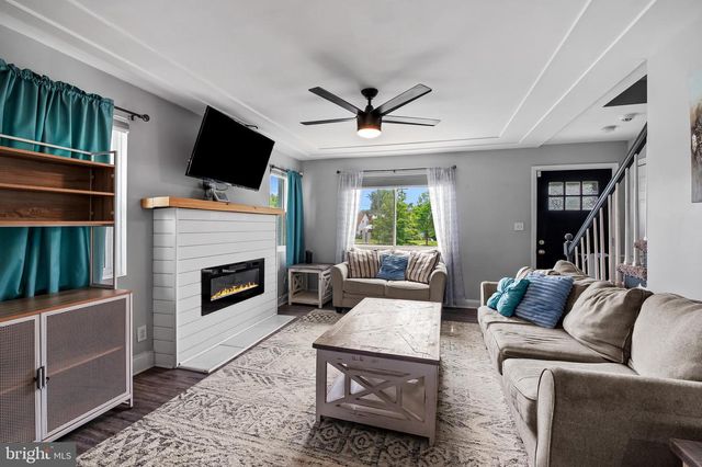 1613 DUNDALK AVE, Baltimore, MD 21222