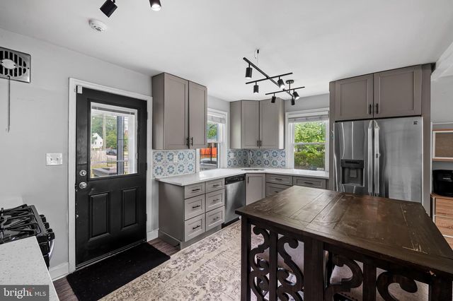 1613 DUNDALK AVE, Baltimore, MD 21222