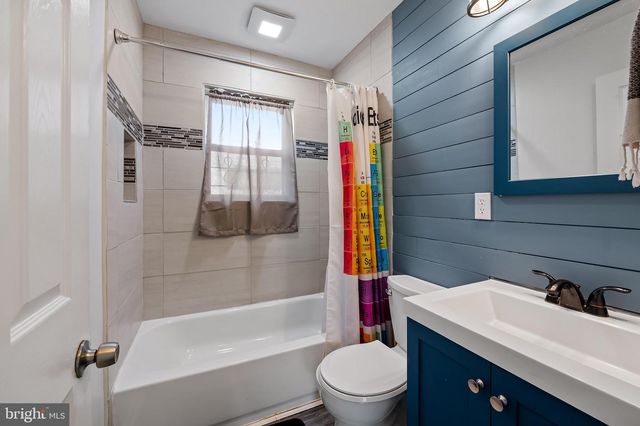 1613 DUNDALK AVE, Baltimore, MD 21222