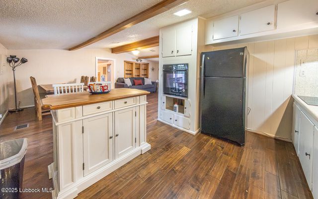 585 Comanche Drive, Buffalo Springs, TX 79404