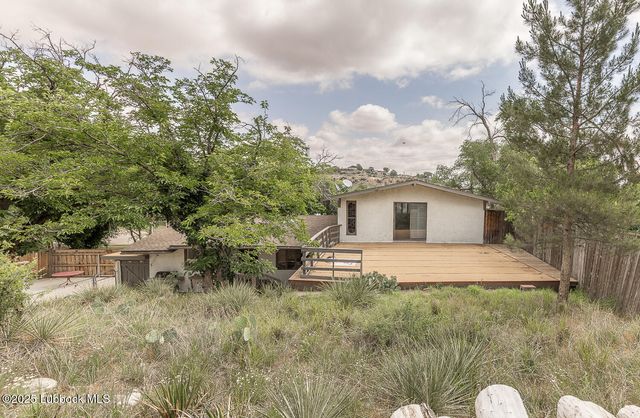 585 Comanche Drive, Buffalo Springs, TX 79404