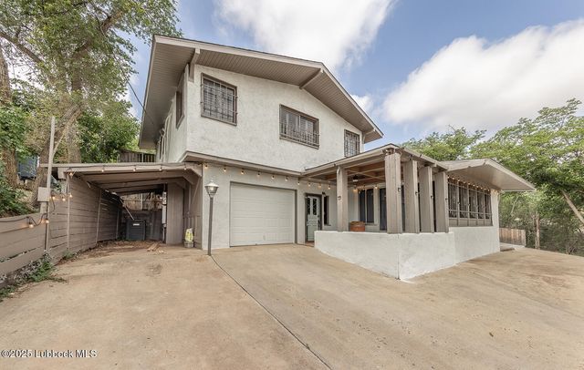 585 Comanche Drive, Buffalo Springs, TX 79404